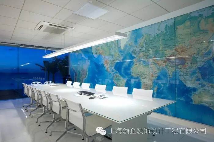 办公室装修设计中的世界地图